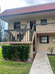 21911 Lake Forest Circle 201, Boca Raton, FL 33433