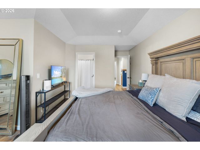 680 ANDRIAN Dr, Molalla, OR 97038