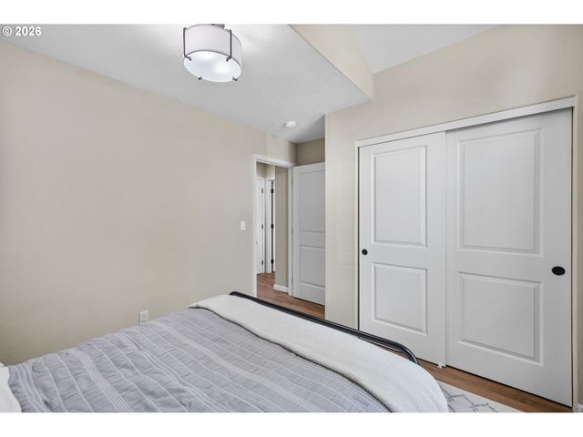 680 ANDRIAN Dr, Molalla, OR 97038