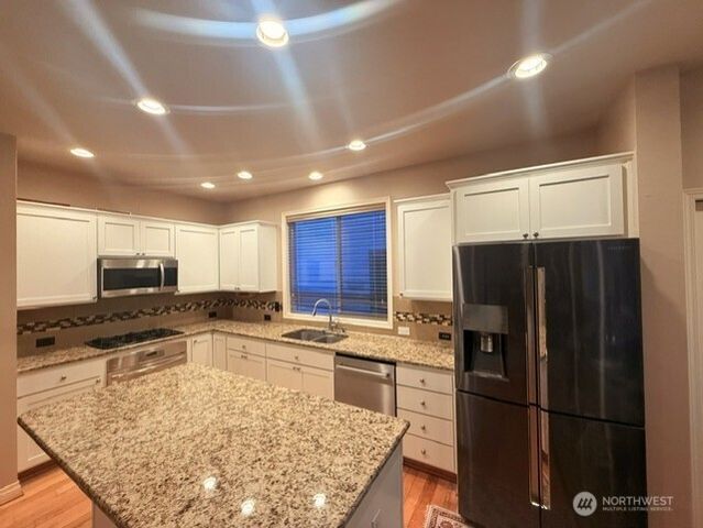 1506 225th Place SE, Sammamish, WA 98075