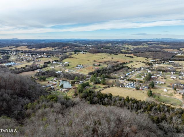 355 North Austin Springs Road, Piney Flats, TN 37686