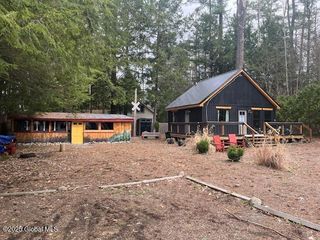 15-17 Pine Road, Lake Luzerne, NY 12846