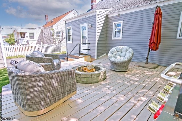 104 Hillcrest Ter, Roselle Boro, NJ 07203