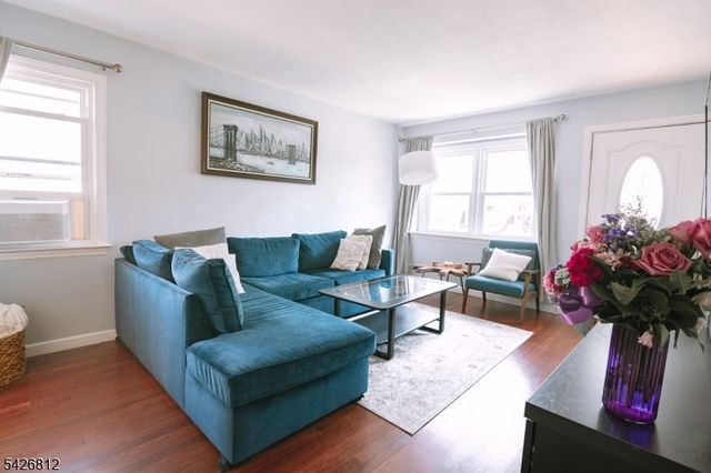 104 Hillcrest Ter, Roselle Boro, NJ 07203