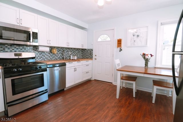 104 Hillcrest Ter, Roselle Boro, NJ 07203