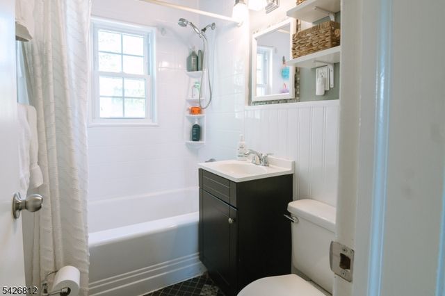 104 Hillcrest Ter, Roselle Boro, NJ 07203