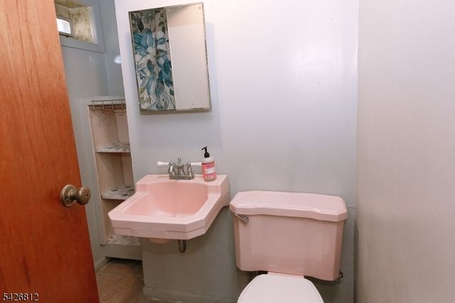 104 Hillcrest Ter, Roselle Boro, NJ 07203