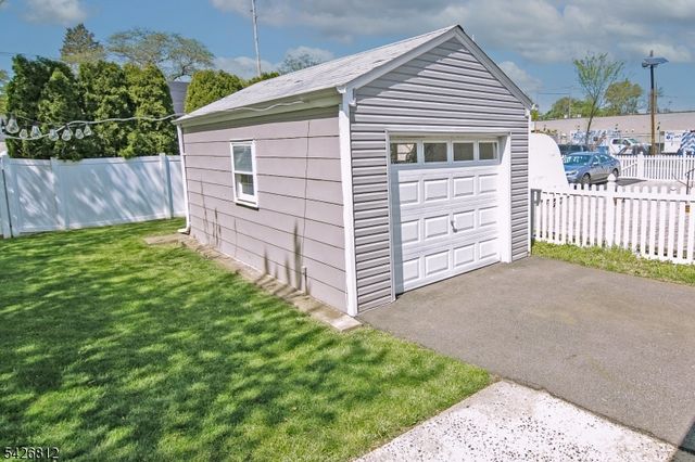 104 Hillcrest Ter, Roselle Boro, NJ 07203