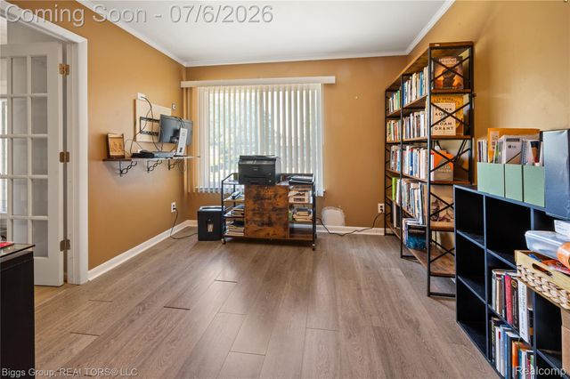 26207 Meadowbrook Way, Lathrup Village, MI 48076