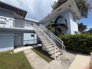 7590 SW 82nd Street F221, Miami, FL 33143