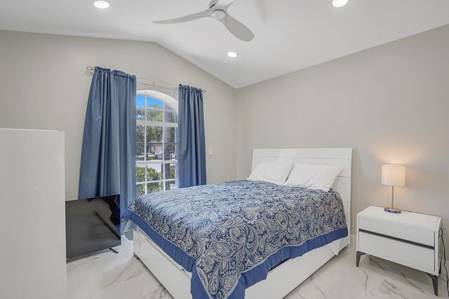 7791 Great Glen Circle, Delray Beach, FL 33446