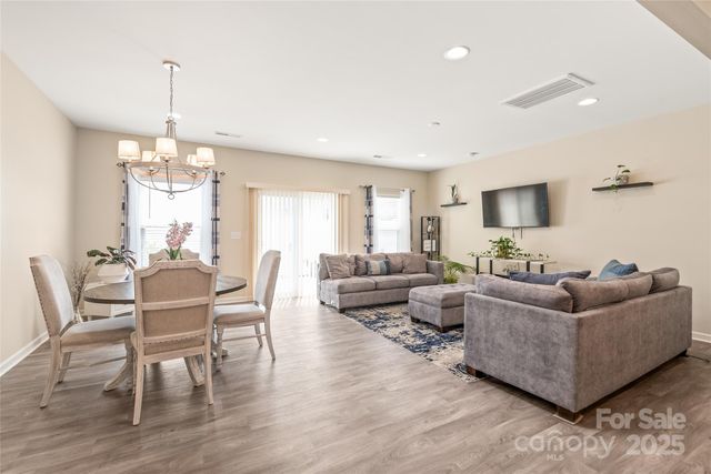 13221 Gadwal Pintail Drive, Charlotte, NC 28262