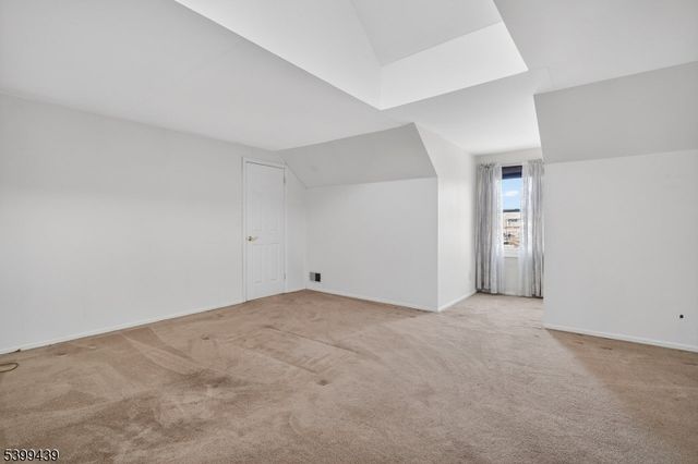 17 Londonderry Dr, Raritan Twp., NJ 08822