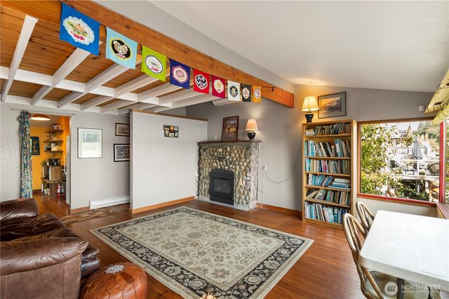 7411 Hermosa Beach Road, Tulalip, WA 98271