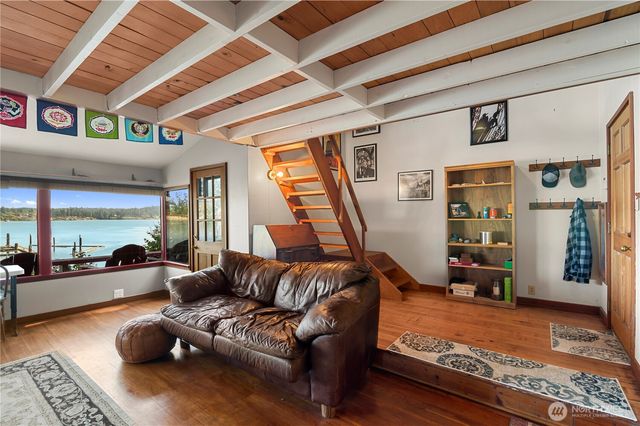 7411 Hermosa Beach Road, Tulalip, WA 98271