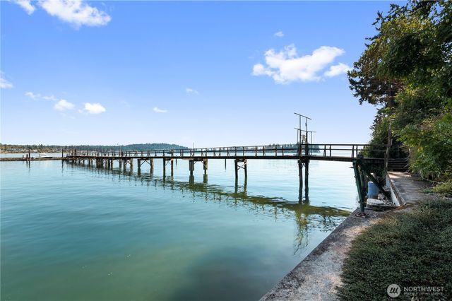 7411 Hermosa Beach Road, Tulalip, WA 98271