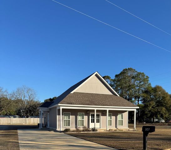 267 Creel Street, Hartford, AL 36344