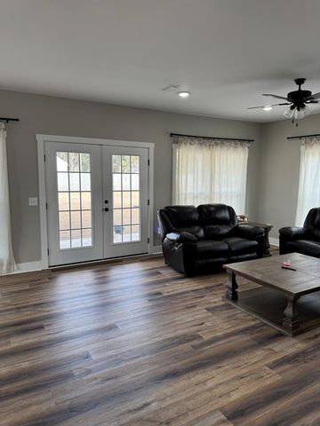 267 Creel Street, Hartford, AL 36344