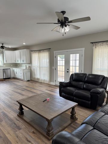 267 Creel Street, Hartford, AL 36344