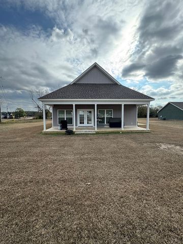 267 Creel Street, Hartford, AL 36344