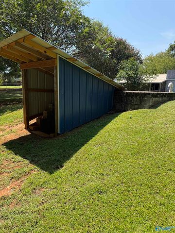 89 Woodland Avenue, Trinity, AL 35673