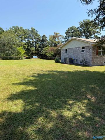 89 Woodland Avenue, Trinity, AL 35673