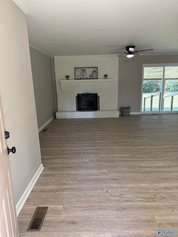 89 Woodland Avenue, Trinity, AL 35673