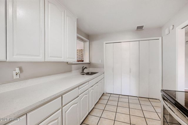 3205 W MARIPOSA Street, Phoenix, AZ 85017