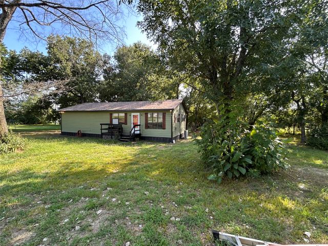 130 CR 3821, Wills Point, TX 75169