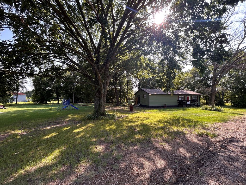 130 CR 3821, Wills Point, TX 75169