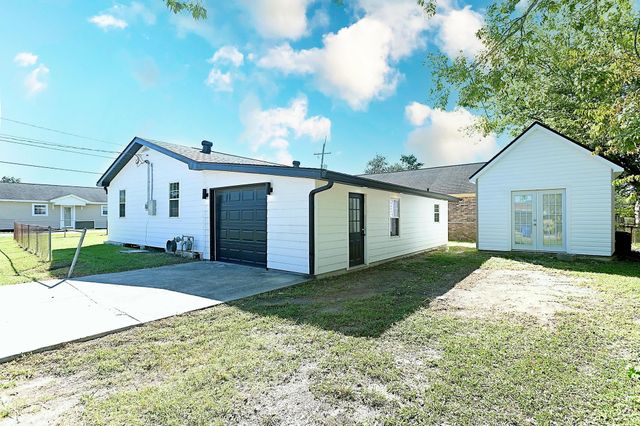 806 Coulon Rd, Thibodaux, LA 70301
