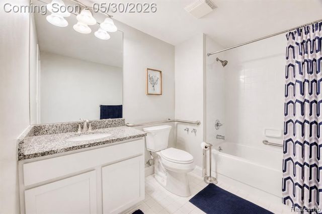 250 E Harbortown Drive 205, Detroit, MI 48207
