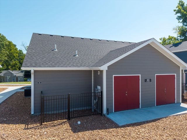 605 N 4TH ST 102, Columbia, MO 65201