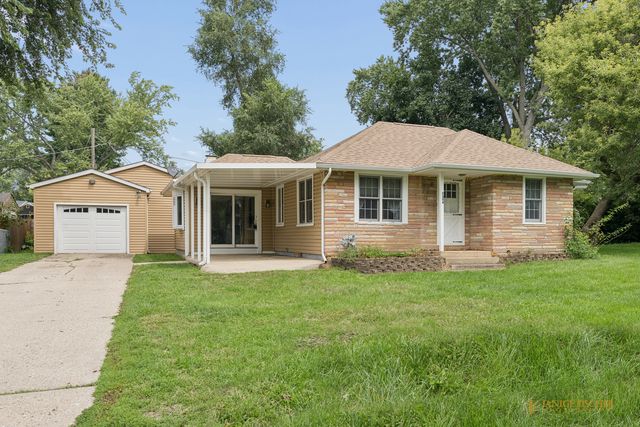 7304 Hiawatha Drive, Wonder Lake, IL 60097