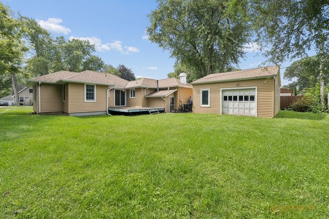 7304 Hiawatha Drive, Wonder Lake, IL 60097