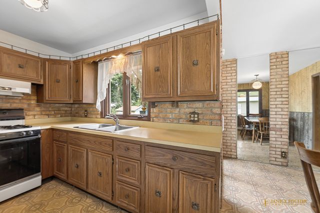 7304 Hiawatha Drive, Wonder Lake, IL 60097