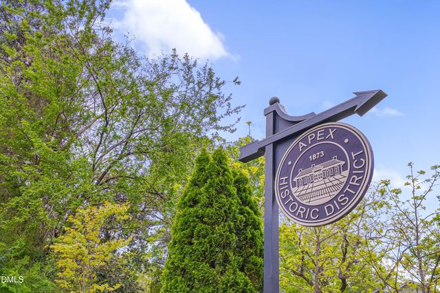 311 Culvert Street, Apex, NC 27502