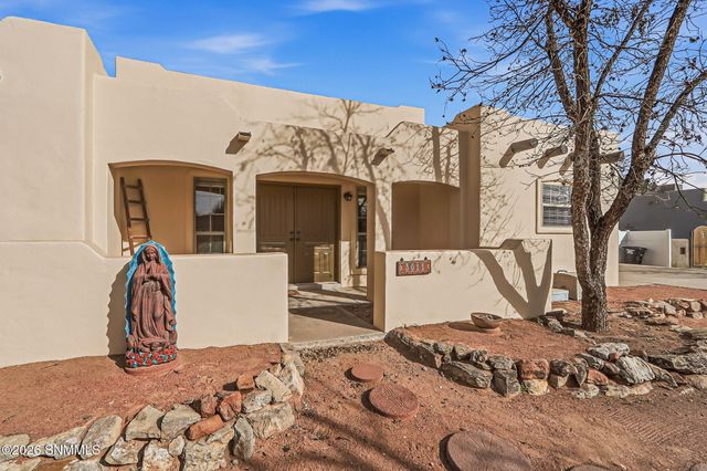 3011 Rio Hondo Street, Las Cruces, NM 88005
