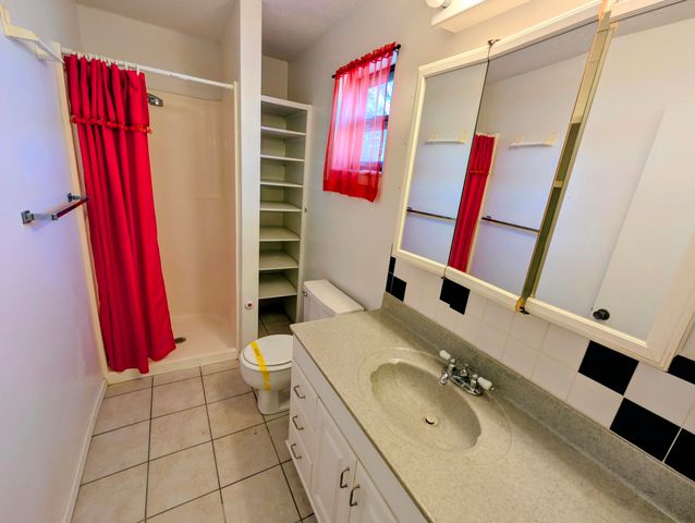 439 Driftwood Lane, Reeds Spring, MO 65737