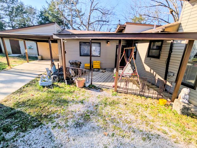 439 Driftwood Lane, Reeds Spring, MO 65737