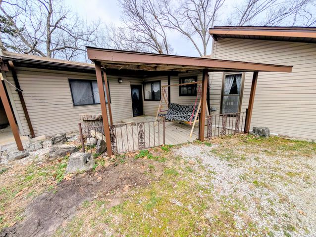 439 Driftwood Lane, Reeds Spring, MO 65737