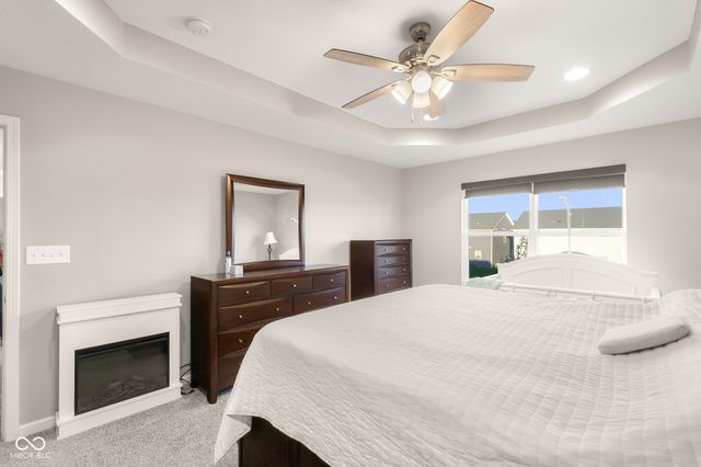 1950 Lakecrest Drive, Columbus, IN 47201