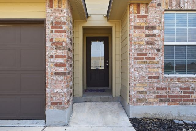 7614 Eclipse Mark, San Antonio, TX 78252