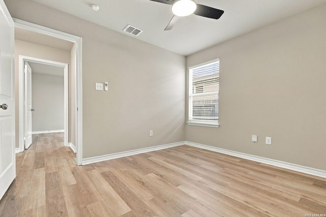 7614 Eclipse Mark, San Antonio, TX 78252