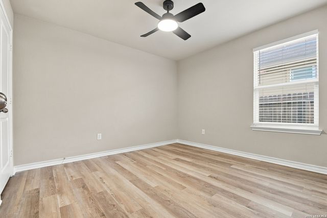7614 Eclipse Mark, San Antonio, TX 78252