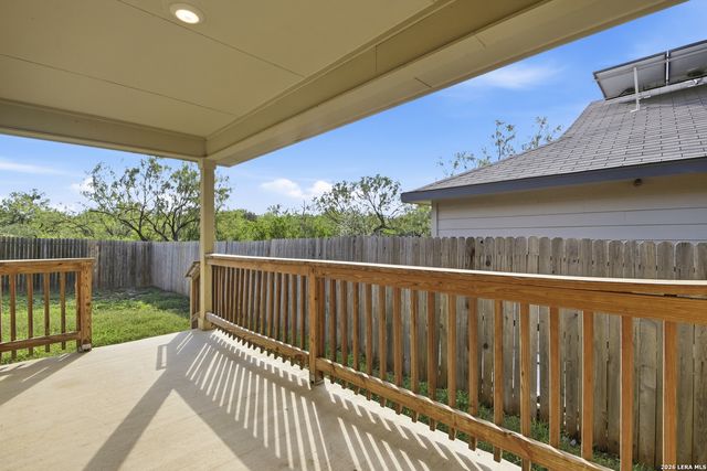 7614 Eclipse Mark, San Antonio, TX 78252