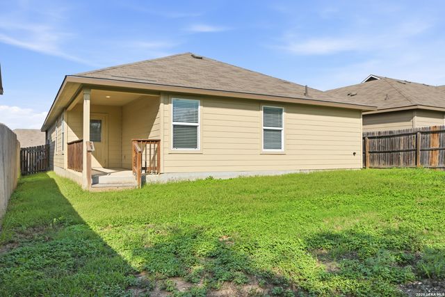7614 Eclipse Mark, San Antonio, TX 78252