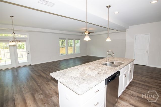 128 Brookline Drive, Savannah, GA 31407