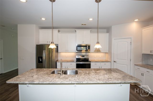 128 Brookline Drive, Savannah, GA 31407