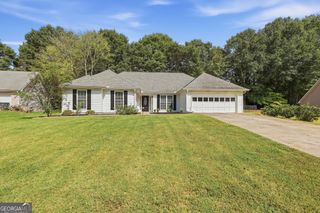 25 Manor Oak Lane, Covington, GA 30014